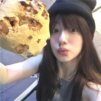 抓着彩虹的男人